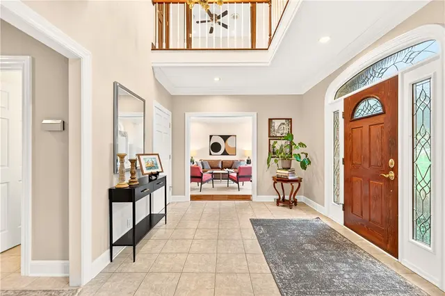 1613 Amicitia Ln gallery image 7
