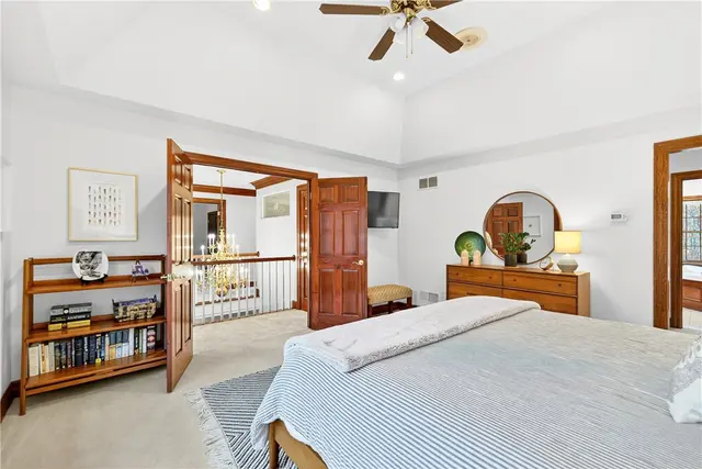 1613 Amicitia Ln gallery image 17