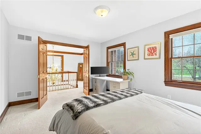 1613 Amicitia Ln gallery image 21