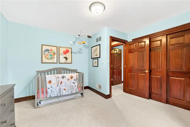 1613 Amicitia Ln gallery image 25