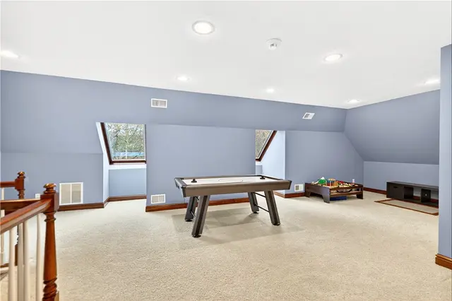 1613 Amicitia Ln gallery image 26