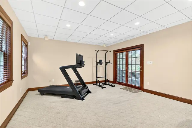 1613 Amicitia Ln gallery image 29