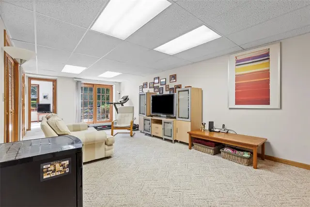 1616 Norman Drive gallery image 10