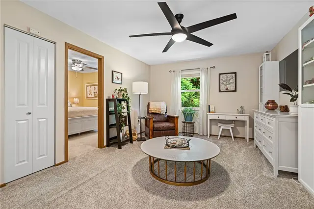 162 Old English Rd gallery image 4