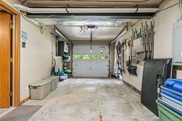 162 Old English Rd gallery image 19