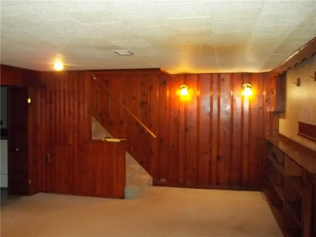 162 Richmond Cir gallery image 5
