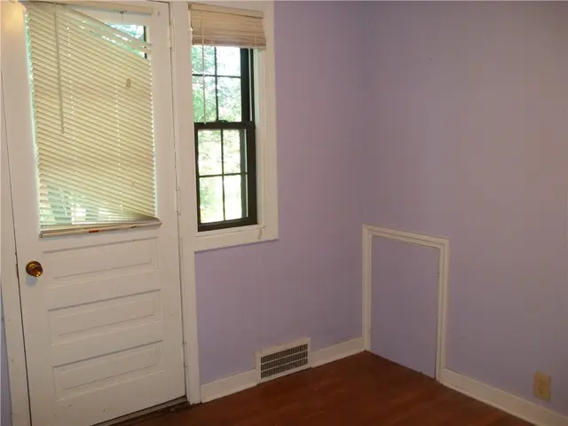 162 Richmond Cir gallery image 15