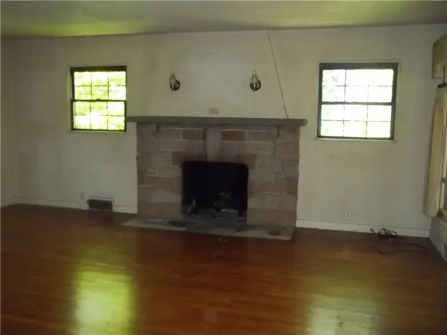 162 Richmond Cir gallery image 16