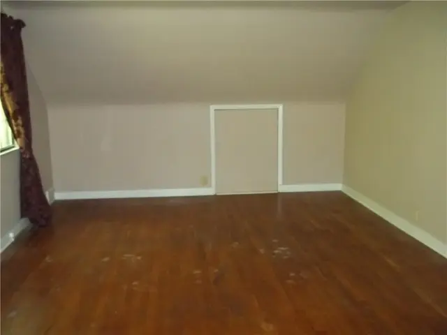 162 Richmond Cir gallery image 23