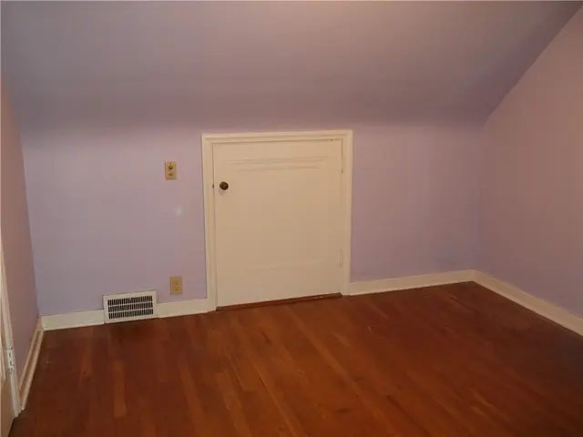 162 Richmond Cir gallery image 30