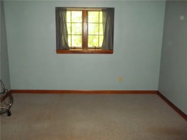 162 Richmond Cir gallery image 37