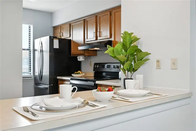 162 Woodhaven Drive gallery image 3