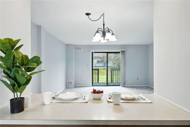 162 Woodhaven Drive gallery image 6
