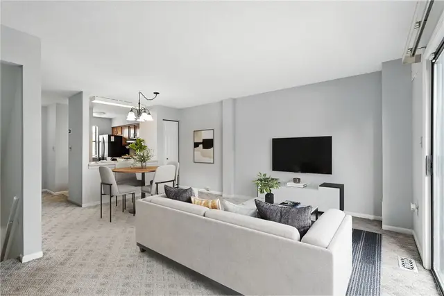 162 Woodhaven Drive gallery image 7
