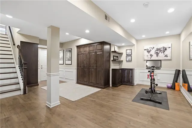 1621 Blackburn Heights Drive gallery image 5