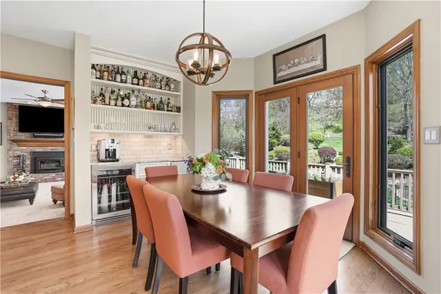 1621 Blackburn Heights Drive gallery image 14