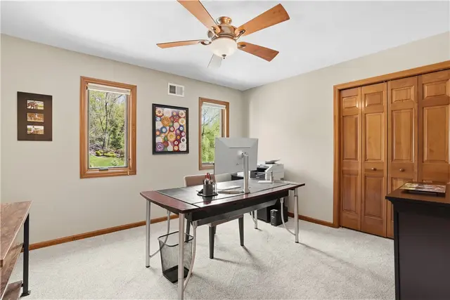 1621 Blackburn Heights Drive gallery image 36