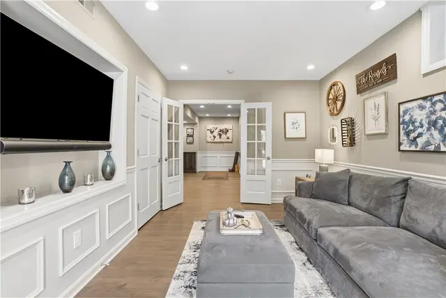 1621 Blackburn Heights Drive gallery image 47