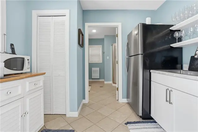 1621 Blackburn Heights Drive gallery image 50