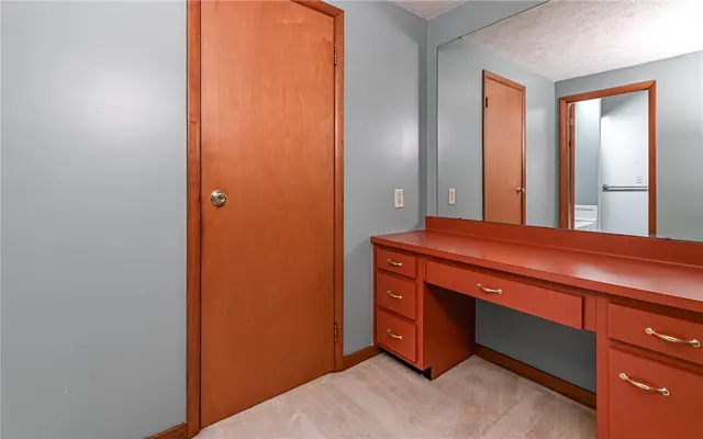 1627 King James Dr gallery image 23