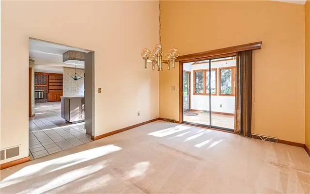 1627 King James Dr gallery image 29