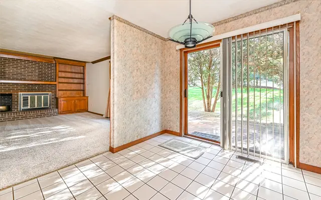 1627 King James Dr gallery image 42