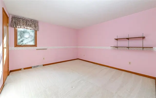 1627 King James Dr gallery image 44