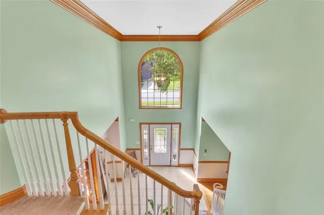 163 Oakview Dr gallery image 18