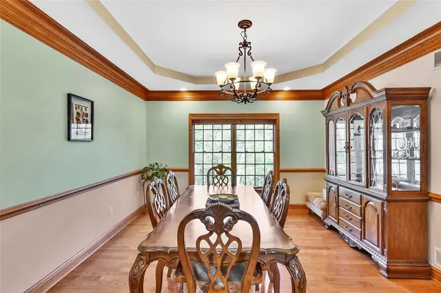 163 Oakview Dr gallery image 32