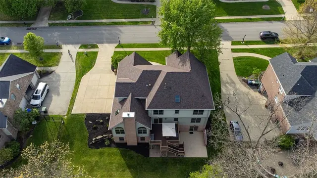 163 Oakview Dr gallery image 39