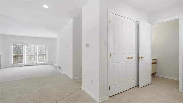 1632 Stone Mansion gallery image 5