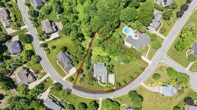1634 Blackburn Heights DRIVE gallery image 20