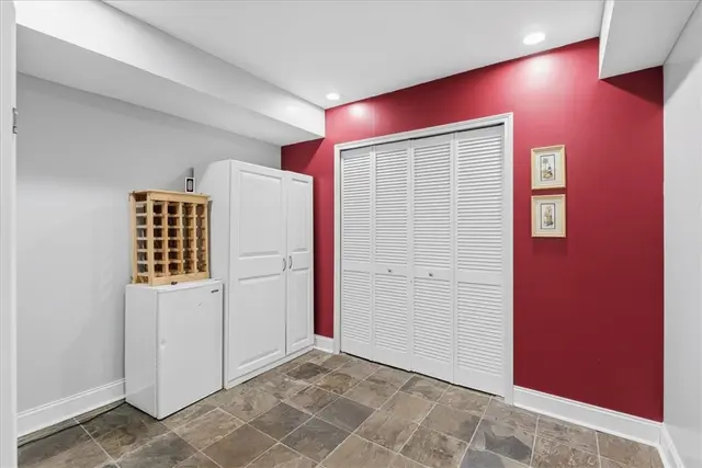 1634 Blackburn Heights DRIVE gallery image 25