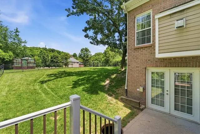 1634 Blackburn Heights DRIVE gallery image 29