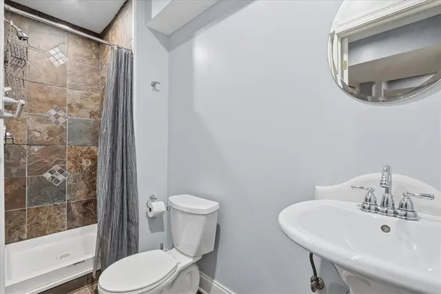 1634 Blackburn Heights DRIVE gallery image 37