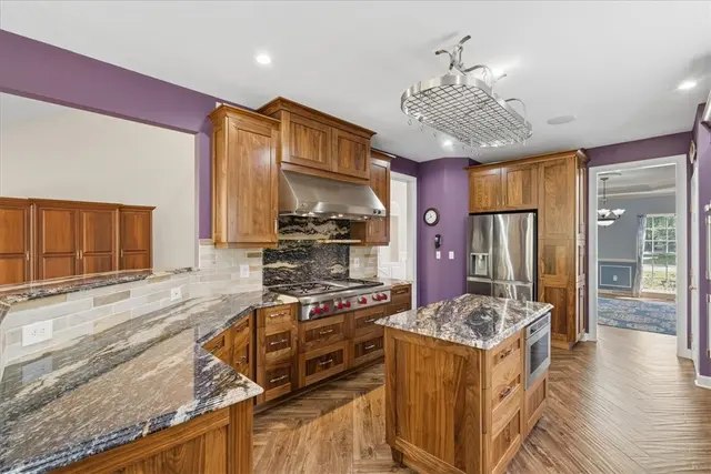 1634 Blackburn Heights DRIVE gallery image 44
