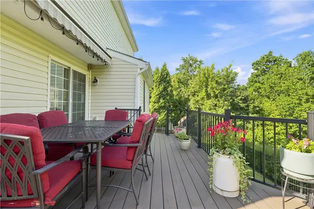 1640 Heritage Dr gallery image 10
