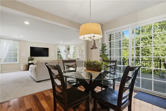 1640 Heritage Dr gallery image 24