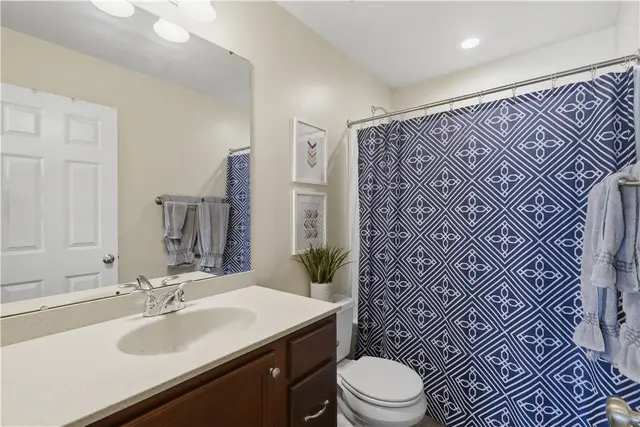 1640 Heritage Dr gallery image 30
