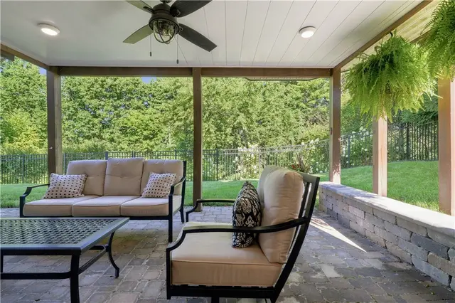 1640 Heritage Dr gallery image 48