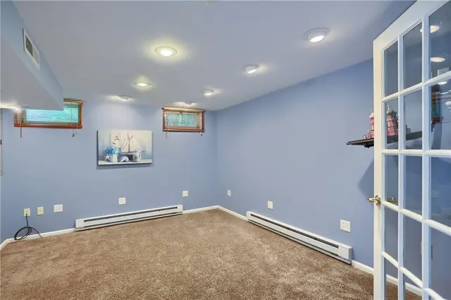 1642 Oakleaf Ln gallery image 21