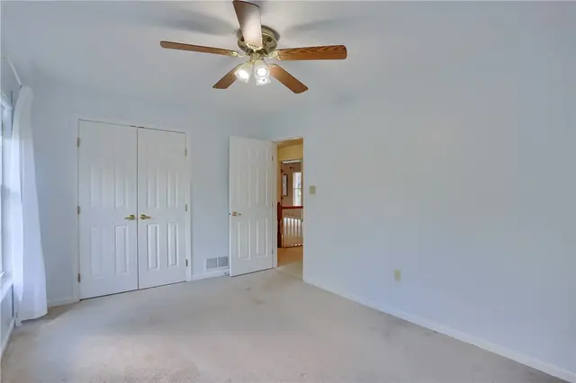 1642 Oakleaf Ln gallery image 30