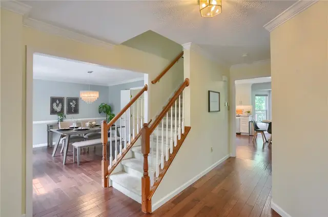 1642 Oakleaf Ln gallery image 34