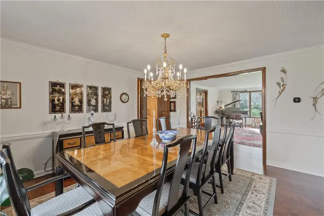 1644 King James Dr gallery image 5