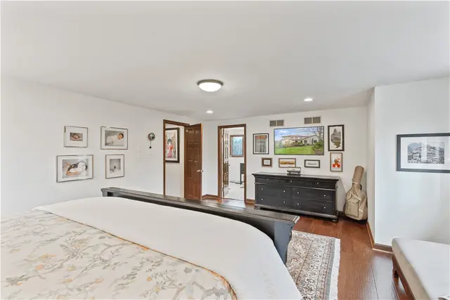 1644 King James Dr gallery image 7