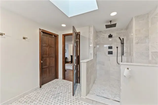 1644 King James Dr gallery image 20