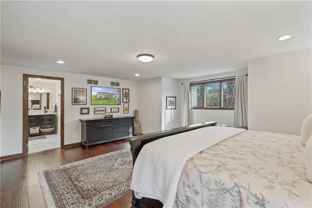1644 King James Dr gallery image 28