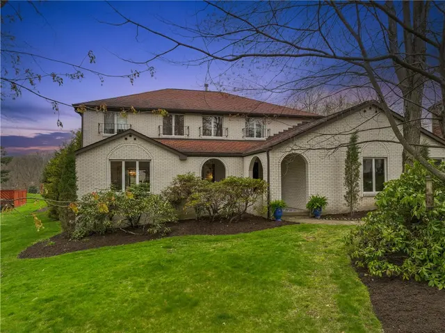 1644 King James Dr gallery image 36