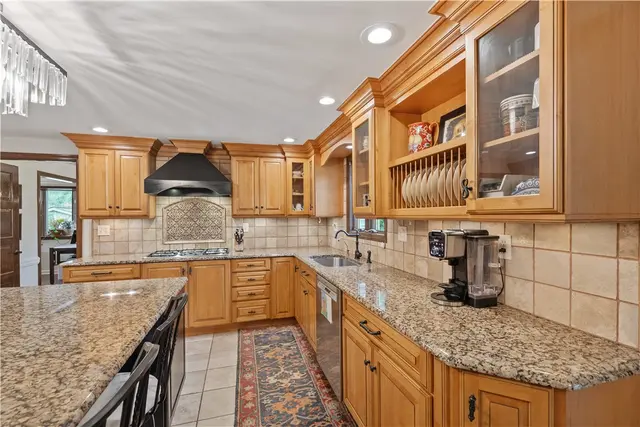 1644 King James Dr gallery image 43