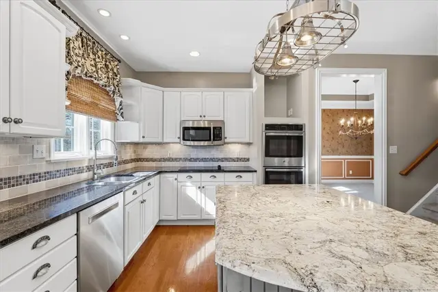165 Sewickley Farm Cir gallery image 13